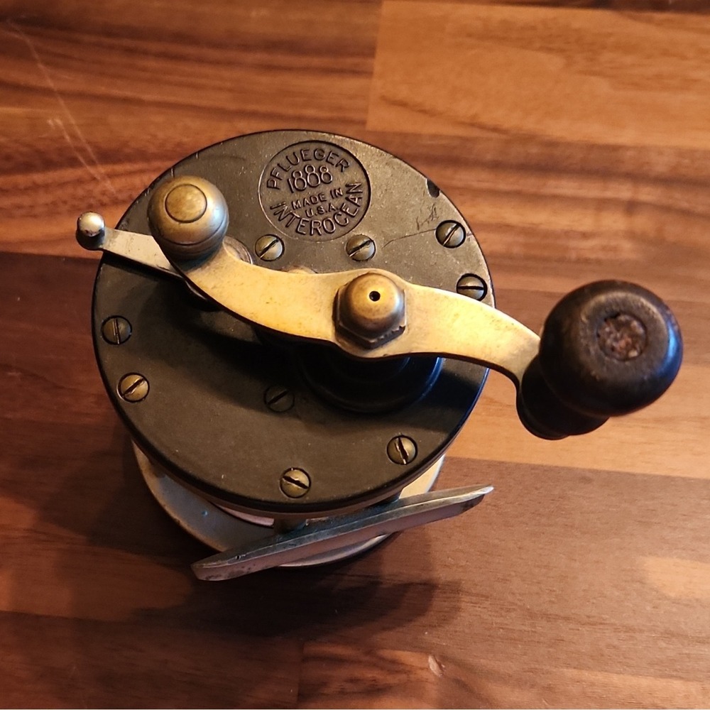 Pflueger Vintage Casting Fishing Reel